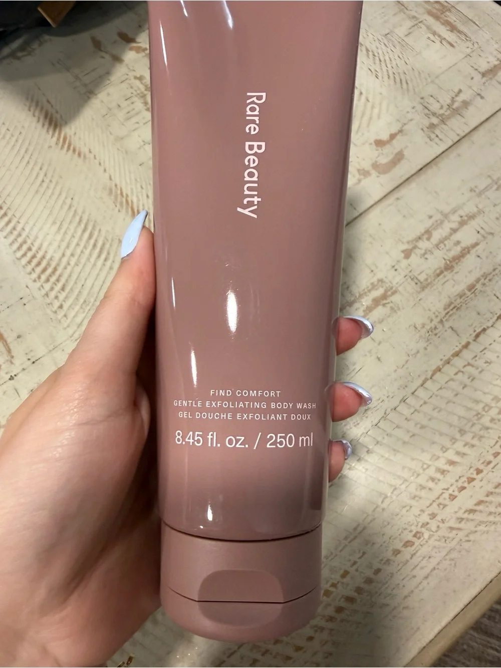 NWT Rare Beauty Find Comfort Gentle Exfoliating Body Wash